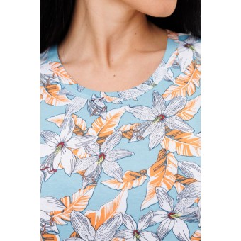 Футболка  женская       из кулирки       голубая  Цветы Kuzina