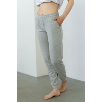 Брюки  женские       трикотажные       Светло-серый  однотонные