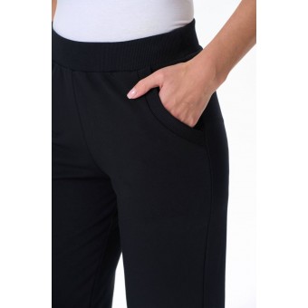 Брюки  женские       из футера       черные