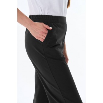 Брюки  женские       из футера       черные